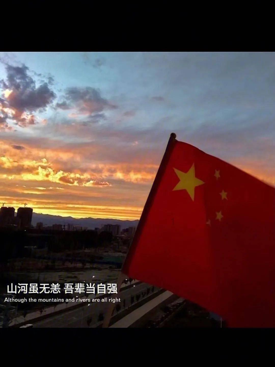 你是愿意自己独立生活还是愿意与父母一起住的英语作文游戏画面